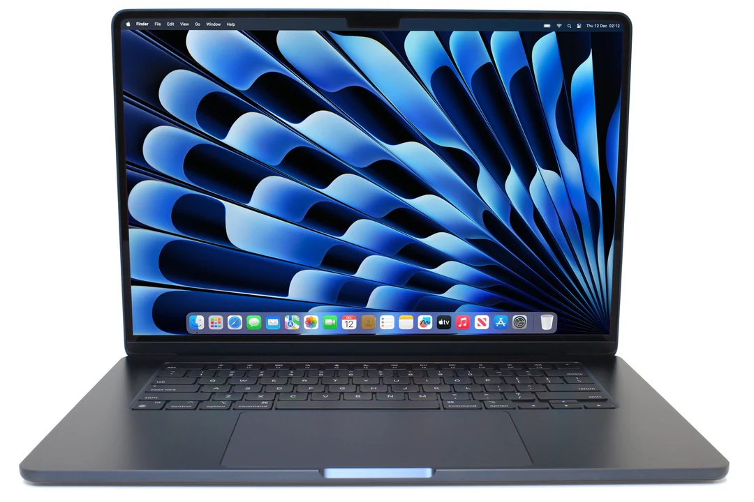 MacBook Air M3 15"